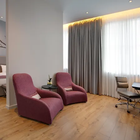 The Posthouse Berlin Potsdamer Platz- Leonardo Limited Edition-3